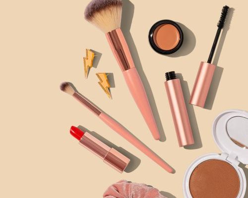 Do cosmetic products need to be reported under Phase 1 of the Federal Plastics Registry?